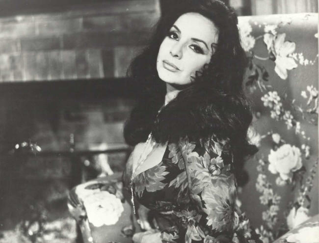 isabel sarli original vintage photo portrait 1974 sexy isabel sarli original vintage photo portrait 1974 sexy